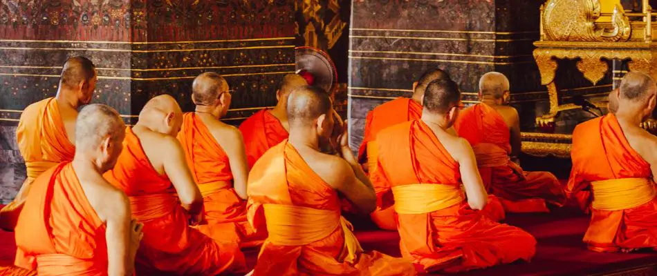 meditating Buddhist monks